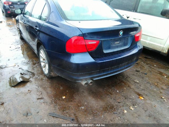 Photo 2 VIN: WBAPK5C50BA661552 - BMW 3 