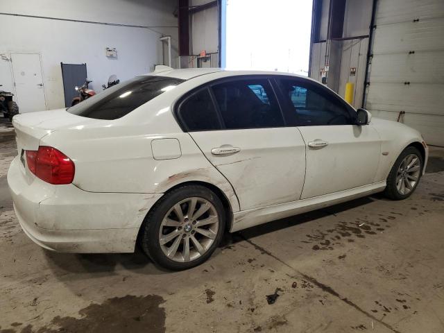 Photo 2 VIN: WBAPK5C50BA993605 - BMW 3 SERIES 