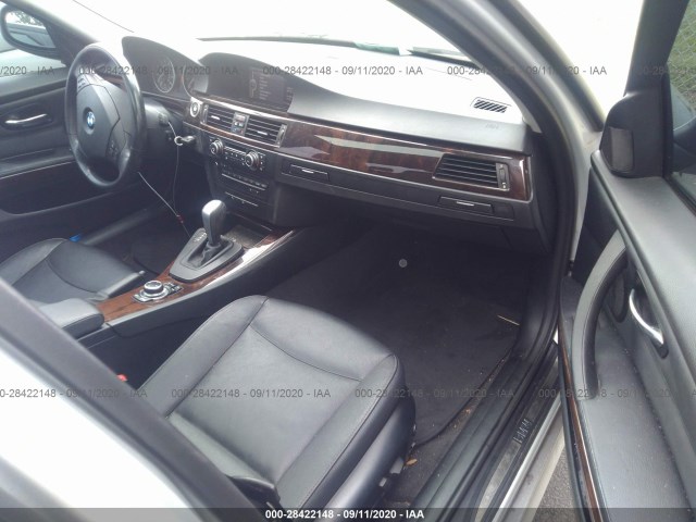 Photo 4 VIN: WBAPK5C50BA994673 - BMW 3 