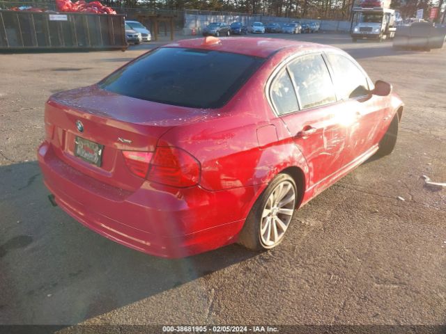 Photo 3 VIN: WBAPK5C50BF121718 - BMW 3 SERIES 