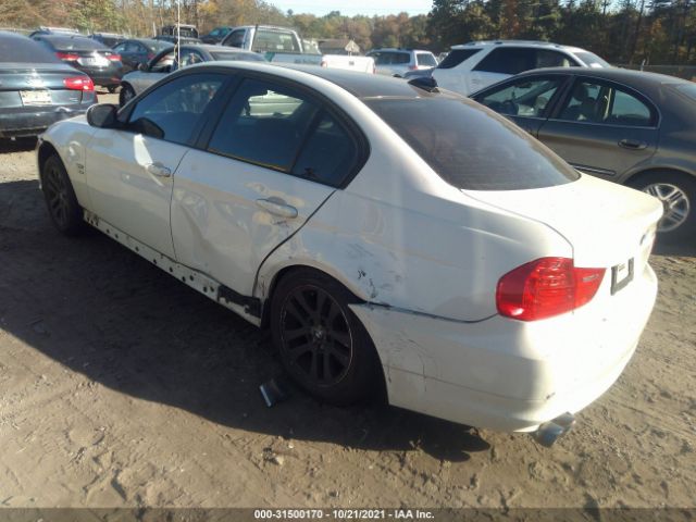 Photo 2 VIN: WBAPK5C50BF122965 - BMW 3 