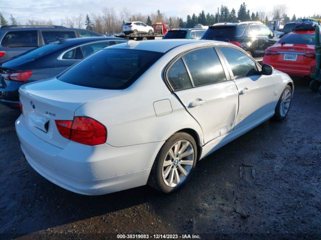 Photo 3 VIN: WBAPK5C50BF124960 - BMW 328I 