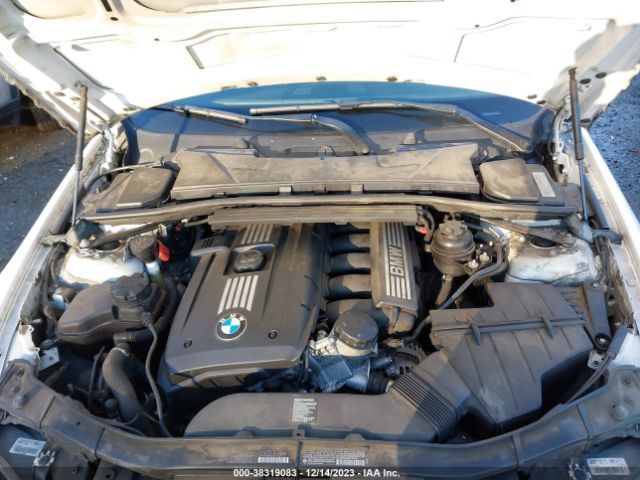 Photo 9 VIN: WBAPK5C50BF124960 - BMW 328I 