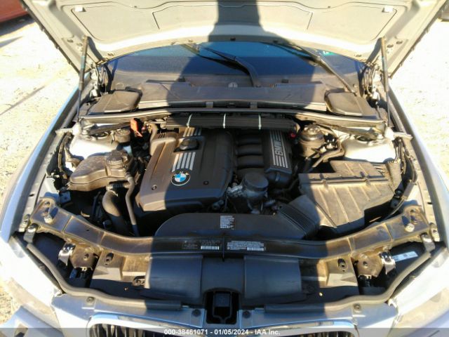 Photo 9 VIN: WBAPK5C50BF126210 - BMW 328I 