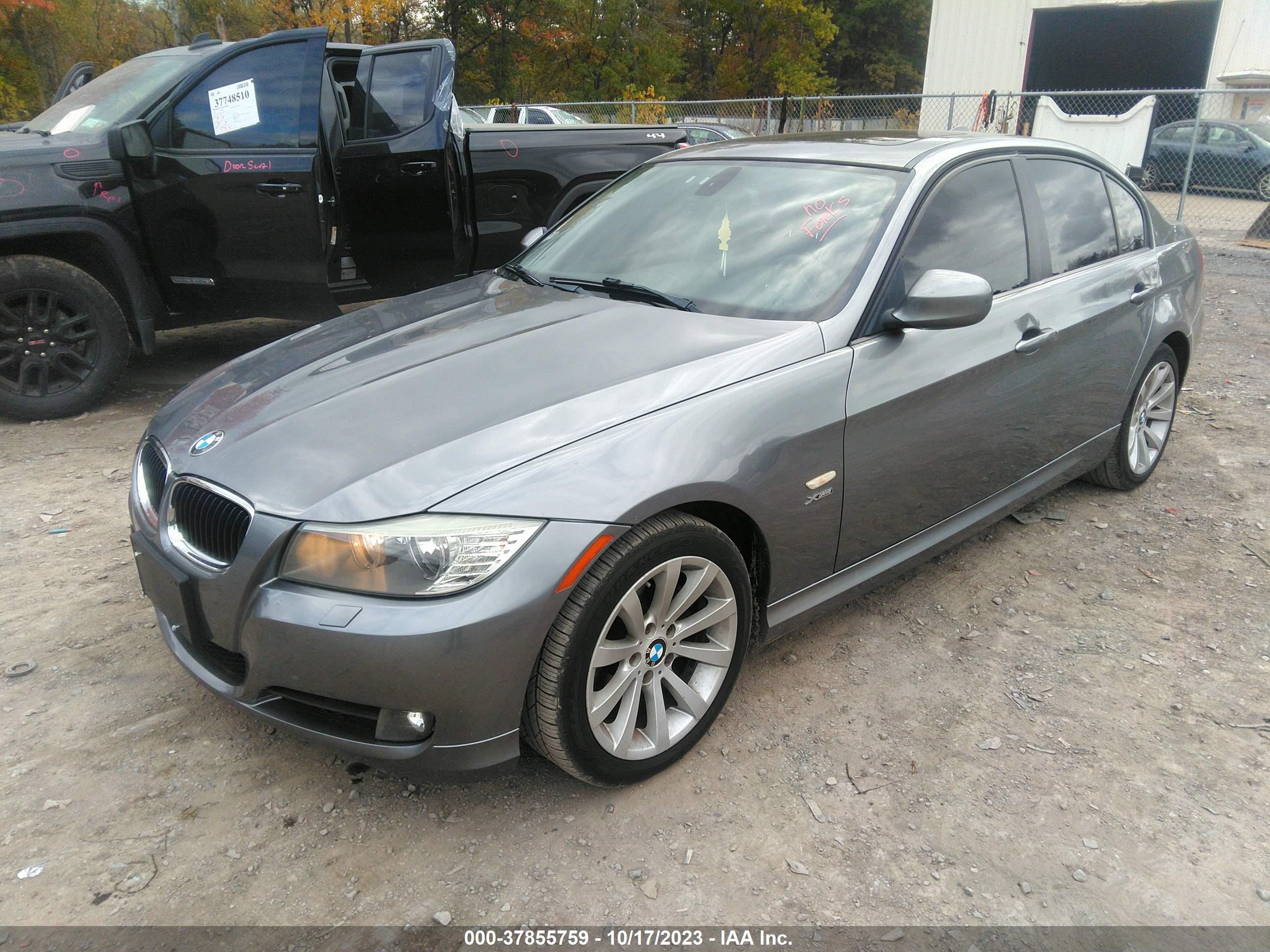 Photo 1 VIN: WBAPK5C51BA657820 - BMW 3ER 