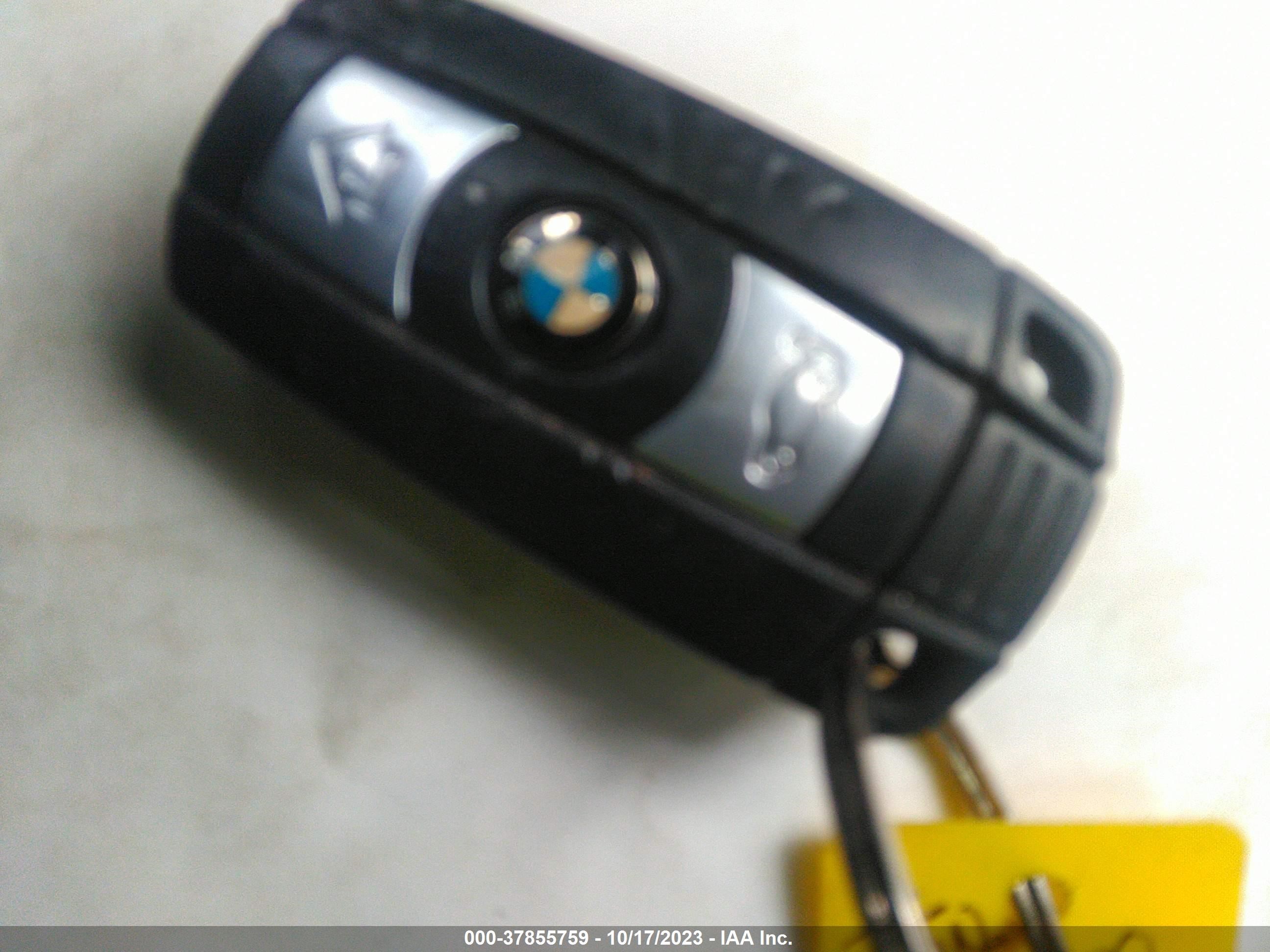 Photo 10 VIN: WBAPK5C51BA657820 - BMW 3ER 