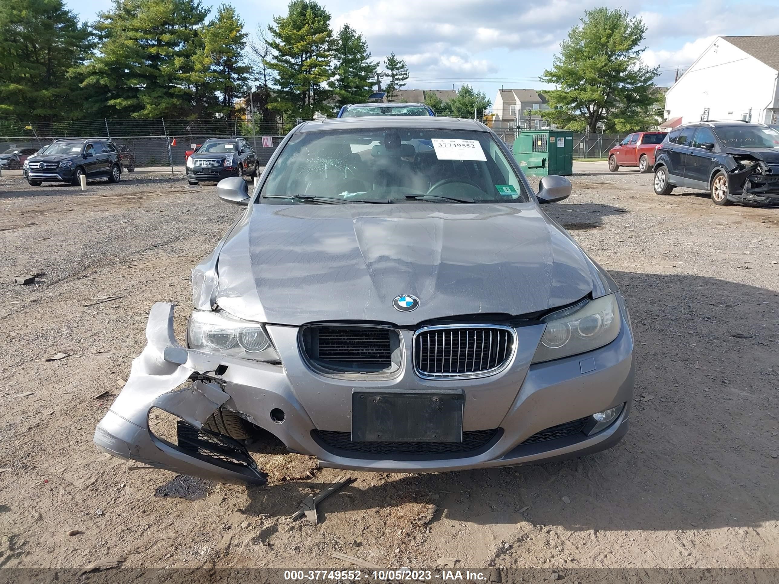 Photo 11 VIN: WBAPK5C51BF123655 - BMW 3ER 