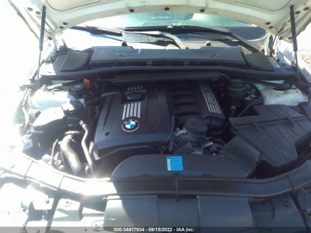 Photo 9 VIN: WBAPK5C52AA647277 - BMW 3 SERIES 