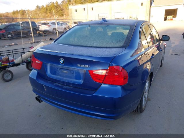 Photo 3 VIN: WBAPK5C52AA650521 - BMW 328I 