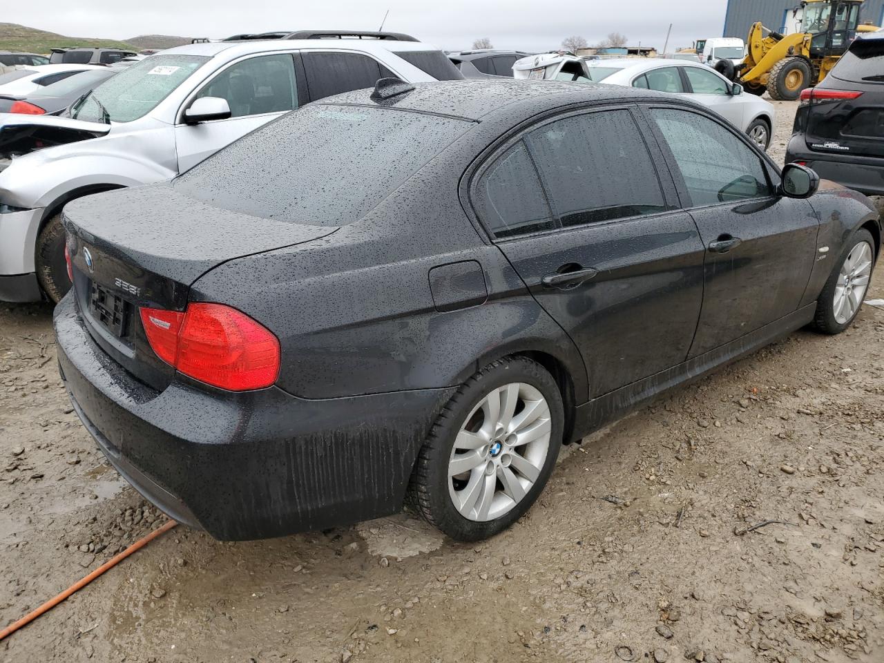 Photo 2 VIN: WBAPK5C52AA652897 - BMW 3ER 