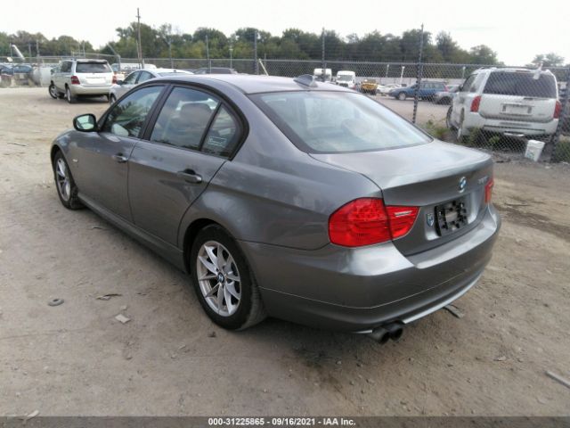 Photo 2 VIN: WBAPK5C52AA810526 - BMW 3 