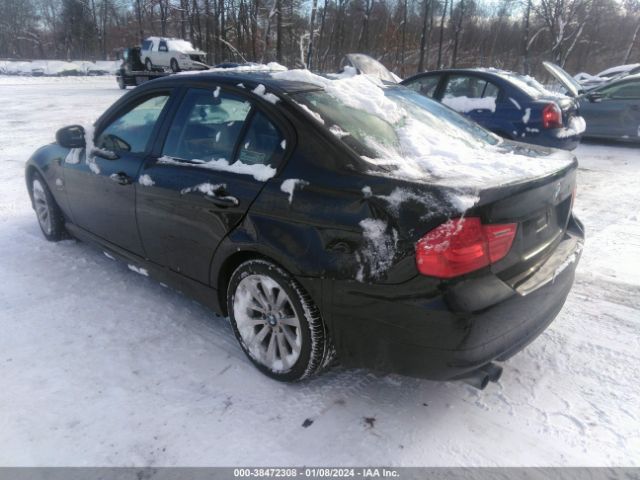 Photo 2 VIN: WBAPK5C52BA653856 - BMW 328I 