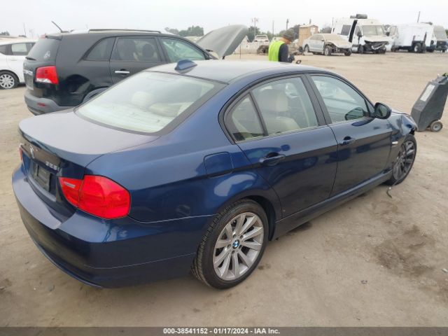 Photo 3 VIN: WBAPK5C52BA658197 - BMW 328I 