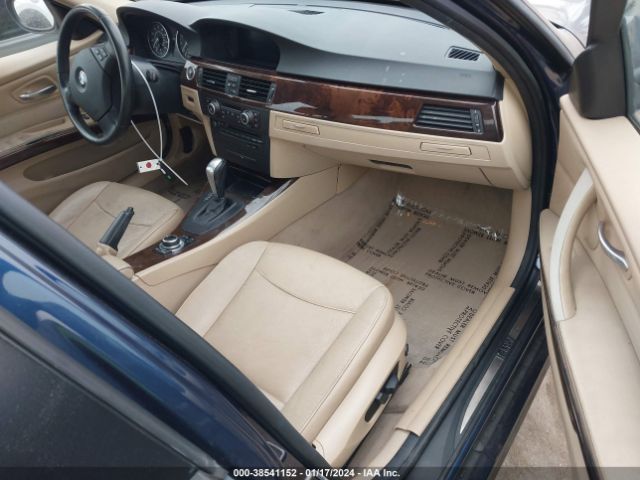 Photo 4 VIN: WBAPK5C52BA658197 - BMW 328I 