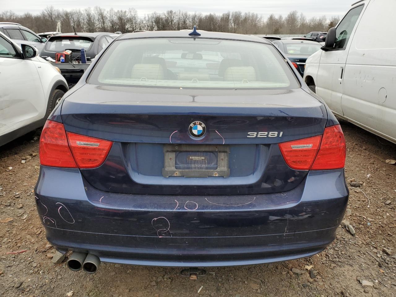 Photo 5 VIN: WBAPK5C52BF126712 - BMW 3ER 