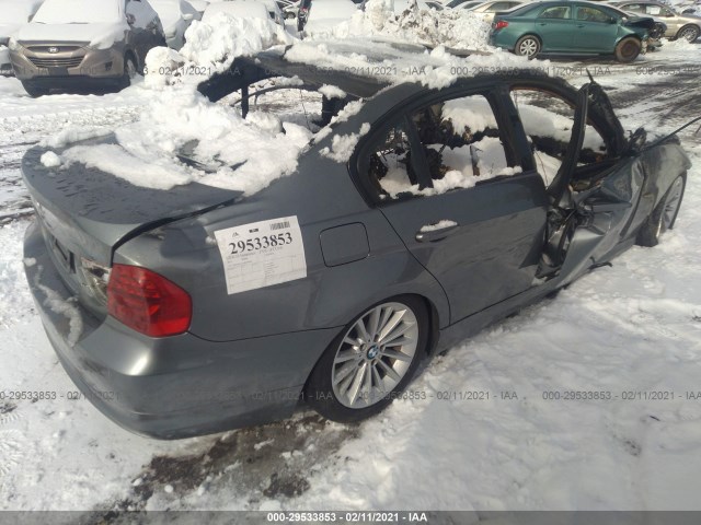 Photo 3 VIN: WBAPK5C52BFT74068 - BMW 3 