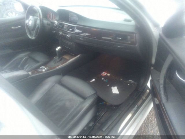 Photo 4 VIN: WBAPK5C53AA646817 - BMW 3 