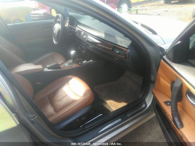 Photo 4 VIN: WBAPK5C53AA652763 - BMW 328I 