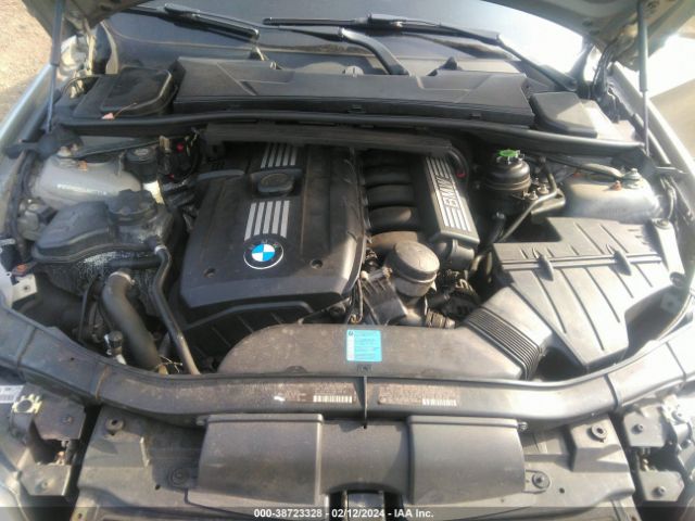 Photo 9 VIN: WBAPK5C53AA652763 - BMW 328I 