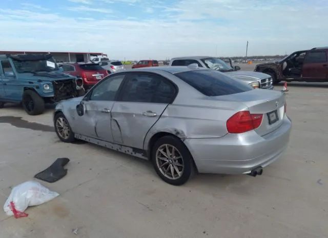 Photo 2 VIN: WBAPK5C53AA653038 - BMW 3 SERIES 