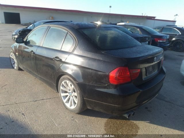 Photo 2 VIN: WBAPK5C53BA655535 - BMW 3 