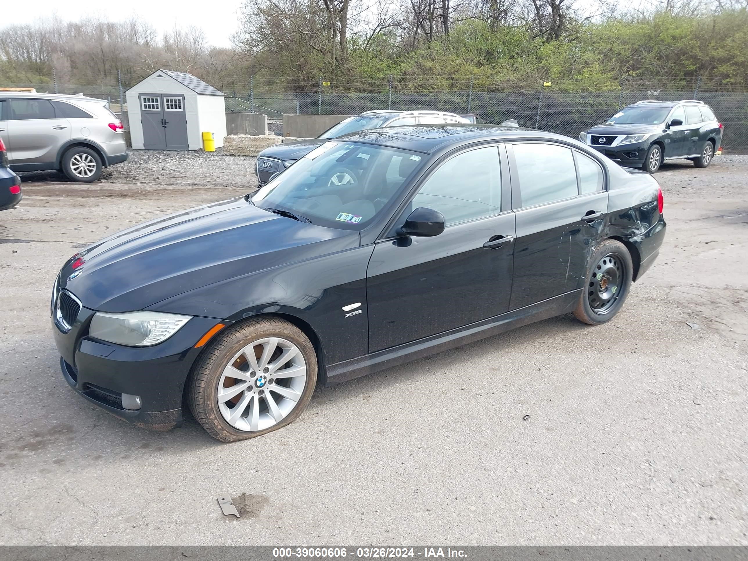 Photo 1 VIN: WBAPK5C53BA656667 - BMW 3ER 