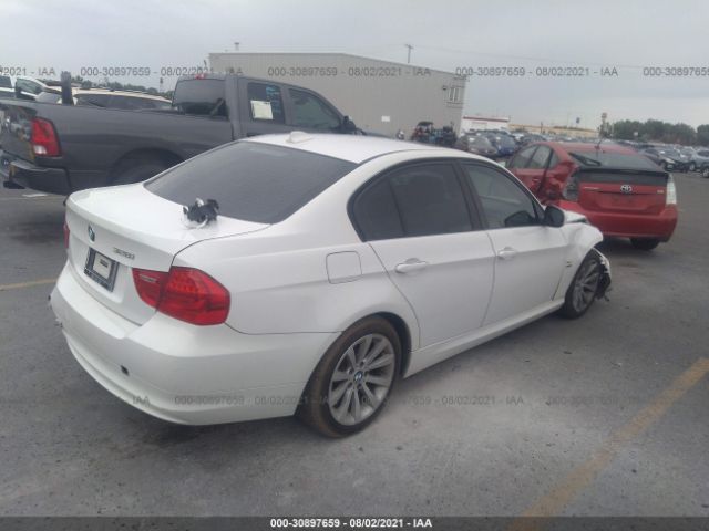 Photo 3 VIN: WBAPK5C53BA659522 - BMW 3 