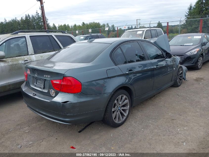 Photo 3 VIN: WBAPK5C53BA660881 - BMW 3ER 