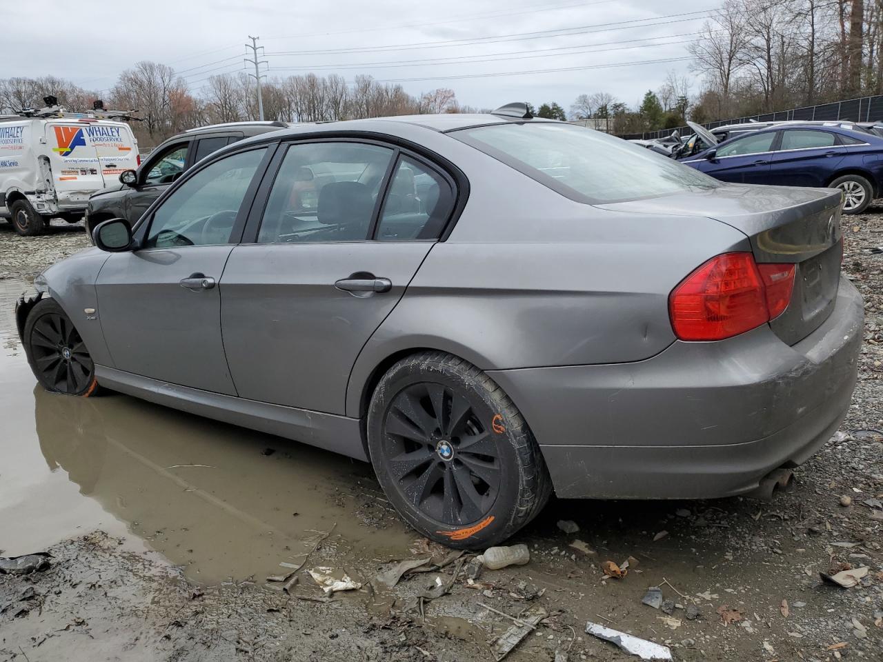 Photo 1 VIN: WBAPK5C53BA661335 - BMW 3ER 