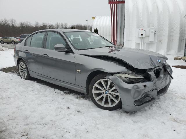 Photo 3 VIN: WBAPK5C53BA662422 - BMW 3 SERIES 