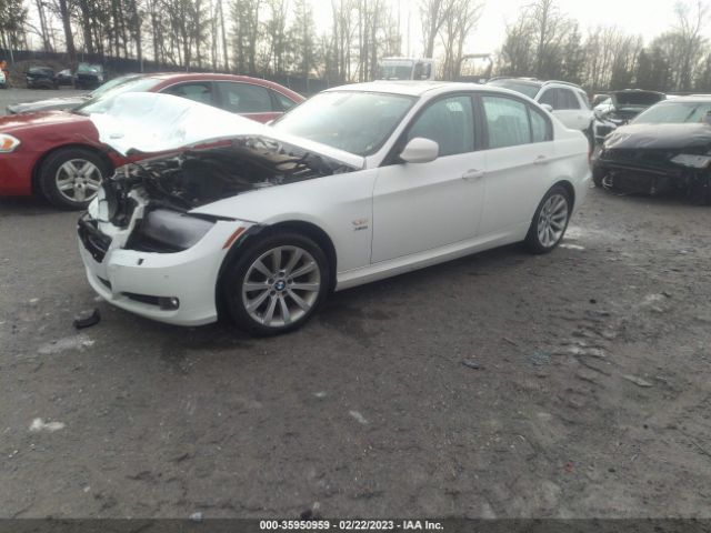 Photo 1 VIN: WBAPK5C53BF122376 - BMW 3 SERIES 