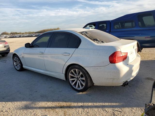 Photo 1 VIN: WBAPK5C53BF125942 - BMW 3 SERIES 