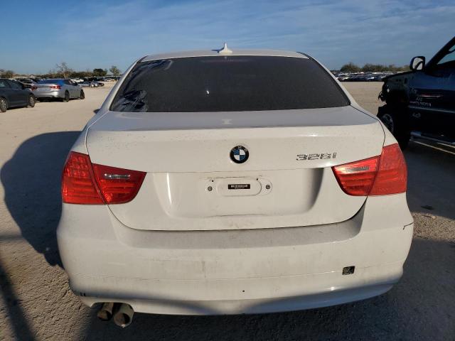 Photo 5 VIN: WBAPK5C53BF125942 - BMW 3 SERIES 