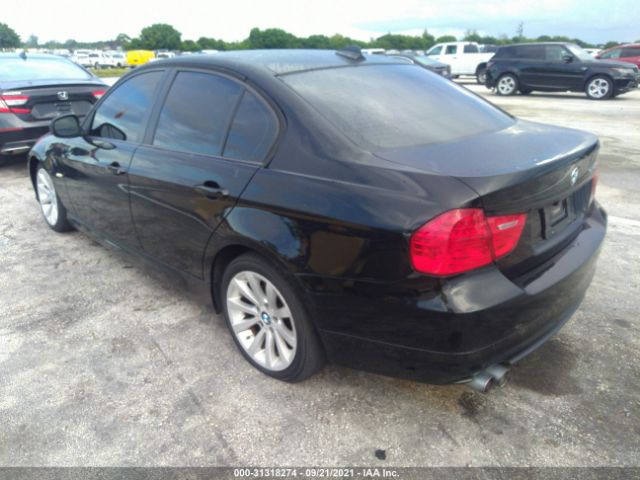 Photo 2 VIN: WBAPK5C53BF126332 - BMW 3 