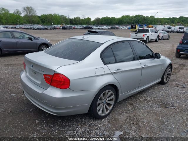 Photo 3 VIN: WBAPK5C54BA660565 - BMW 328I 