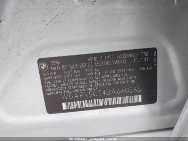 Photo 8 VIN: WBAPK5C54BA660565 - BMW 328I 