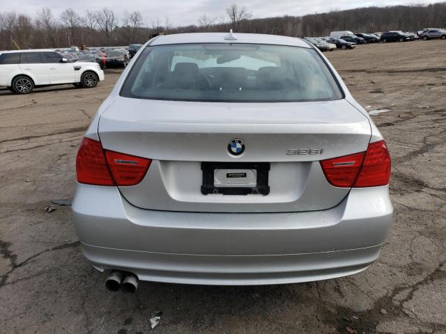 Photo 5 VIN: WBAPK5C54BF124251 - BMW 3 SERIES 