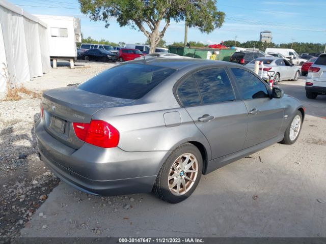 Photo 3 VIN: WBAPK5C55AA648925 - BMW 328I 