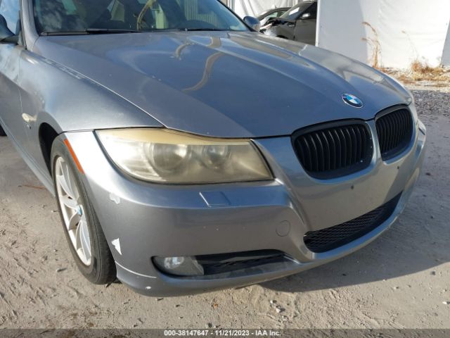 Photo 5 VIN: WBAPK5C55AA648925 - BMW 328I 