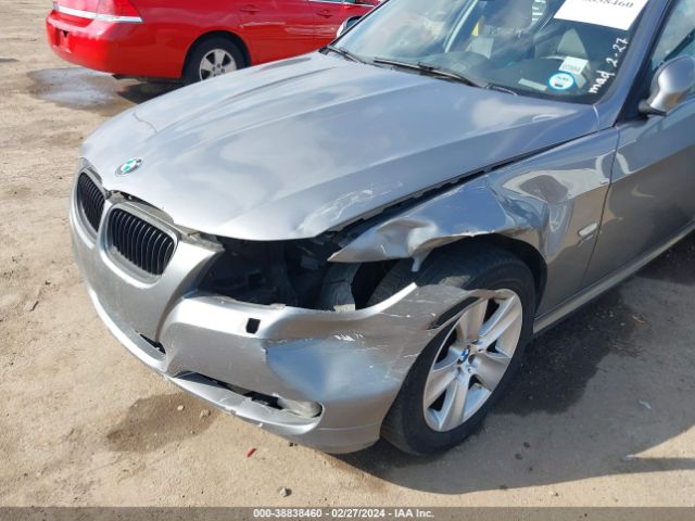 Photo 5 VIN: WBAPK5C55BA654256 - BMW 328I 