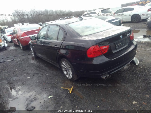 Photo 2 VIN: WBAPK5C55BA993941 - BMW 3 