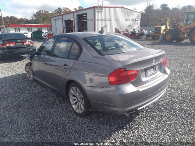 Photo 2 VIN: WBAPK5C55BA994703 - BMW 3 