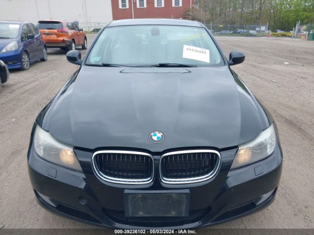 Photo 5 VIN: WBAPK5C55BA995415 - BMW 328I 