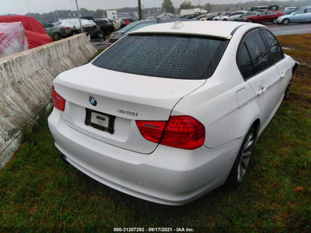 Photo 3 VIN: WBAPK5C55BF124808 - BMW 3 