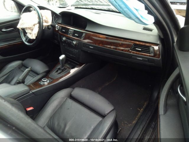 Photo 4 VIN: WBAPK5C56AA649971 - BMW 3 