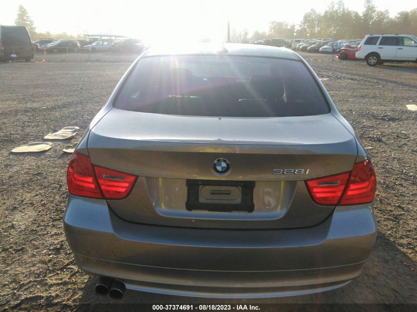 Photo 16 VIN: WBAPK5C56BA654153 - BMW 3ER 