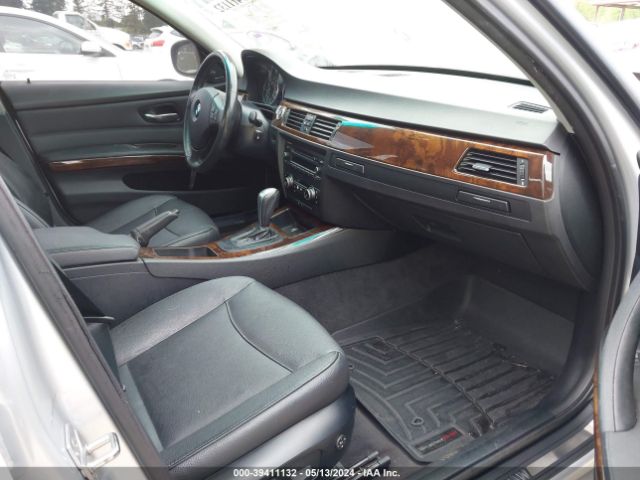 Photo 4 VIN: WBAPK5C56BA656842 - BMW 328 