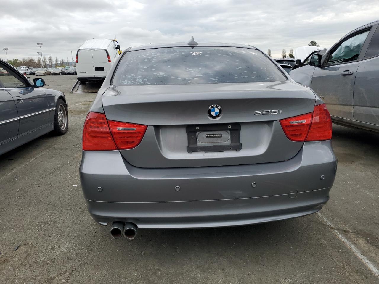 Photo 5 VIN: WBAPK5C56BA658235 - BMW 3ER 