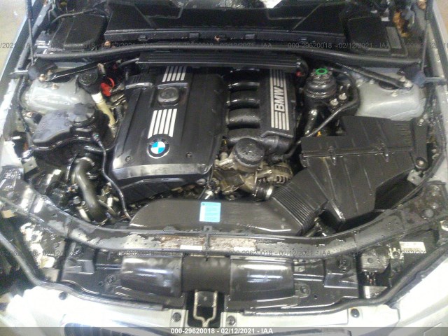 Photo 9 VIN: WBAPK5C56BA658512 - BMW 328XI 