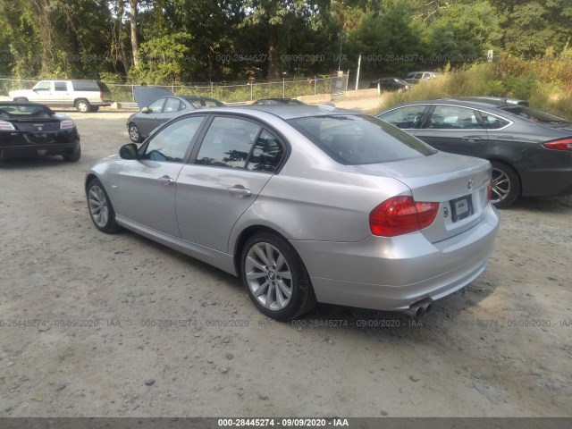 Photo 2 VIN: WBAPK5C56BA660017 - BMW 3 